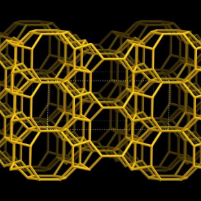  Zeolite ZSM-35